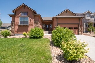Building Photo - Beautiful 4 Bed, 3.5 bath home in SE Fort Collins