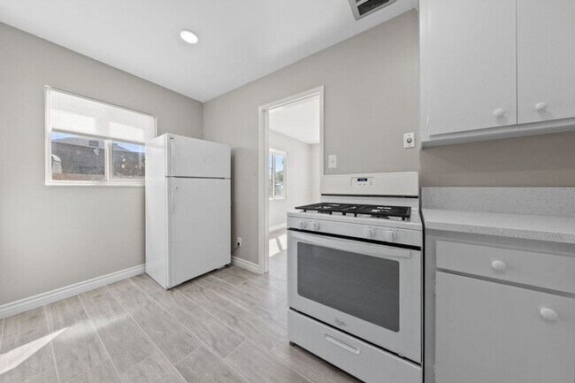 Building Photo - Rare 4-Bedroom Single-Story Home in Henderson