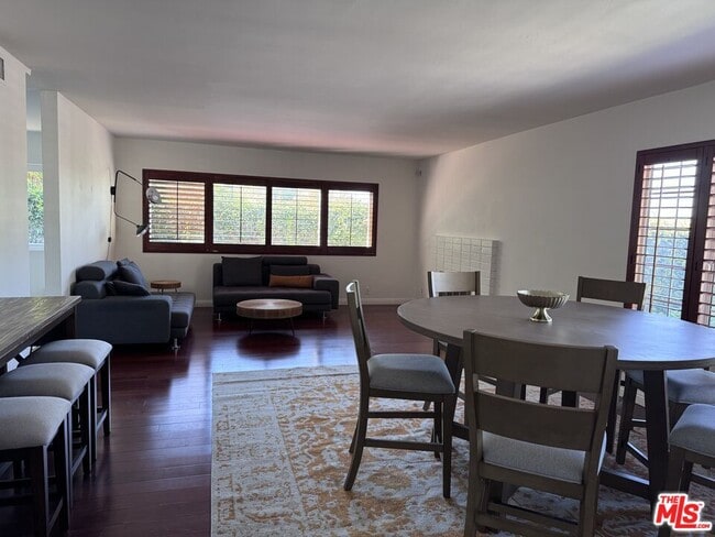 Primary Photo - 2925 Dona Susana Dr