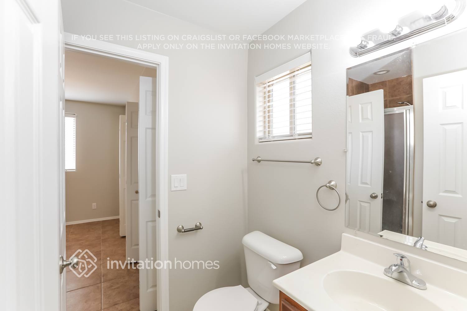 Building Photo - 401 E Fremont Dr