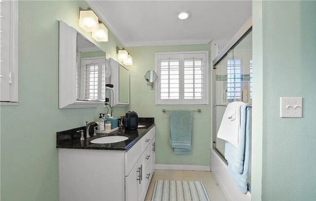 Building Photo - Huntington Beach Home with Massive Curb Appeal!