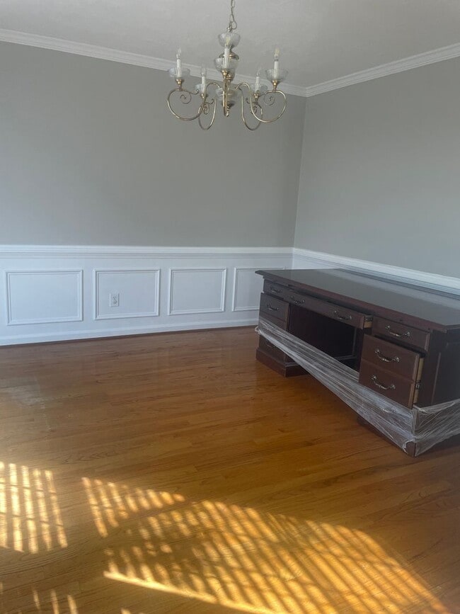 Building Photo - BASEMENT HOME-DOUBLE DECKS-COLUMBIA COUNTY, GOOD SCHOOLS, COVENIENT TO FORT