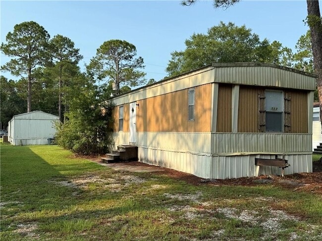 Primary Photo - 64096 Mangano Rd
