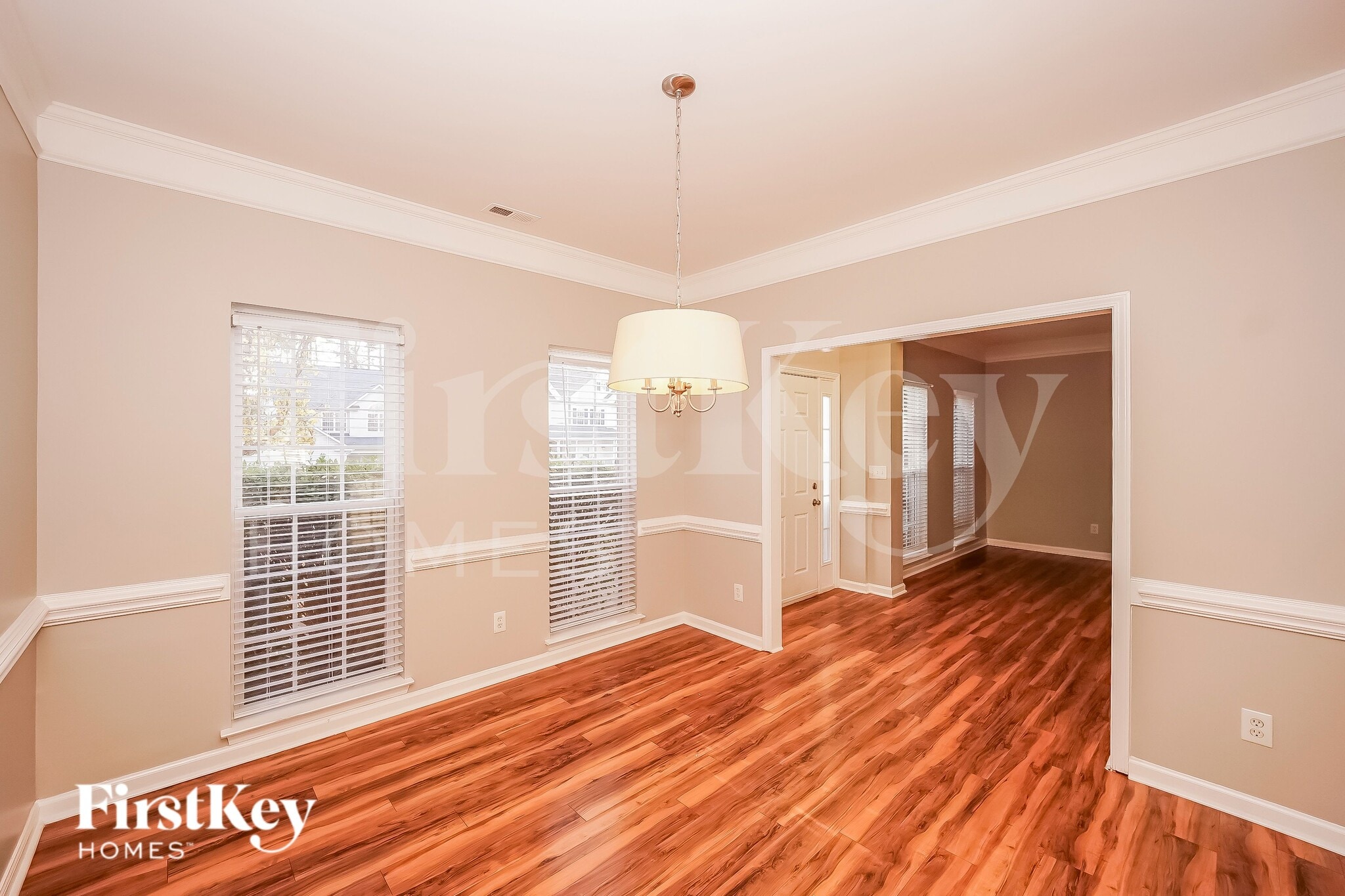 Building Photo - 7549 Sedgebrook Dr E