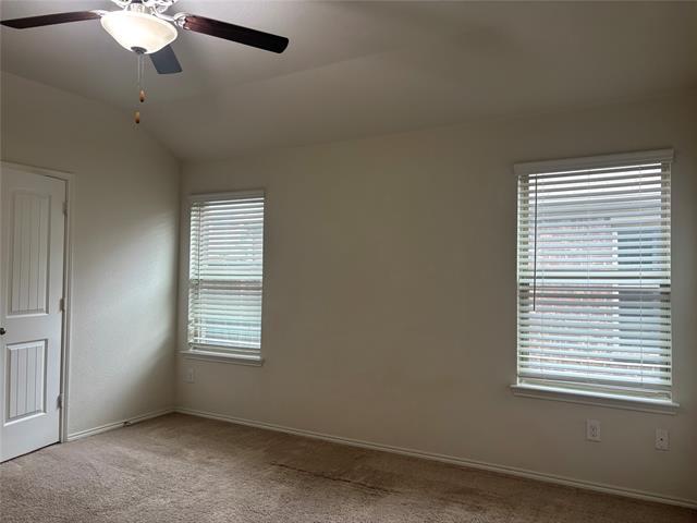Building Photo - 2065 Alamandine Ave