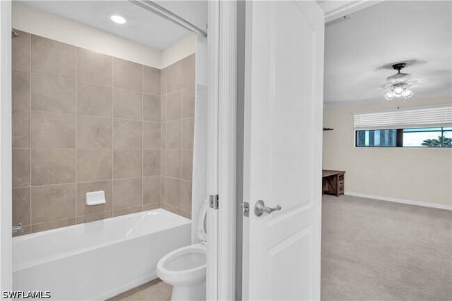Building Photo - 11884 Boxelder Way