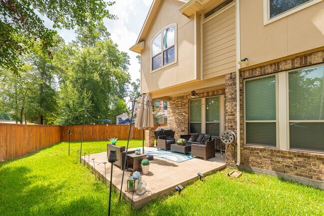 Building Photo - 226 Skybranch Ct