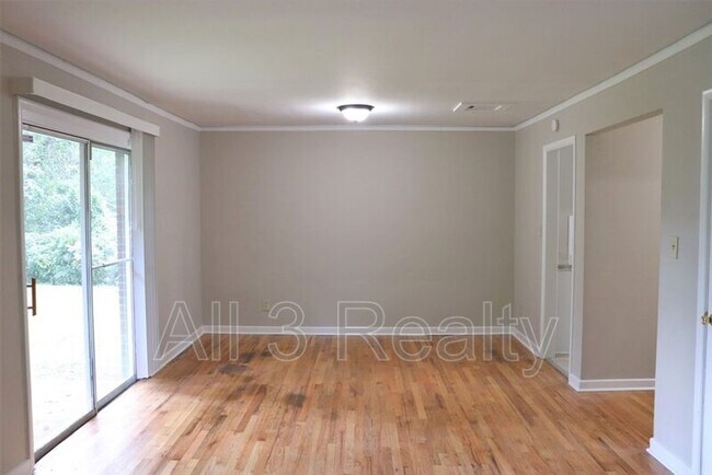 Building Photo - 939 Green Ridge Ct