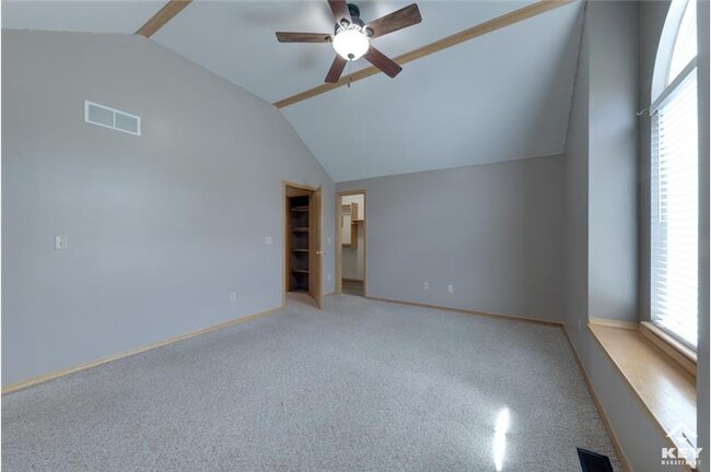 Building Photo - 11316 W Westport St