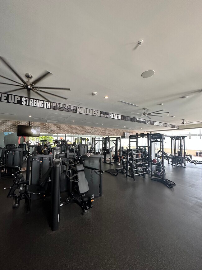 Building Photo - 190 NE 26th St