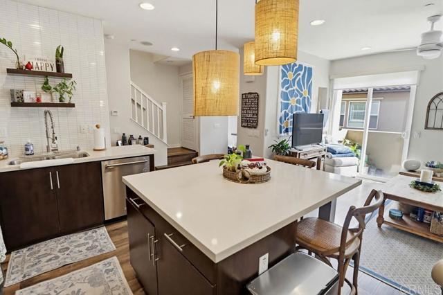 Building Photo - 2182 Cosmo Way