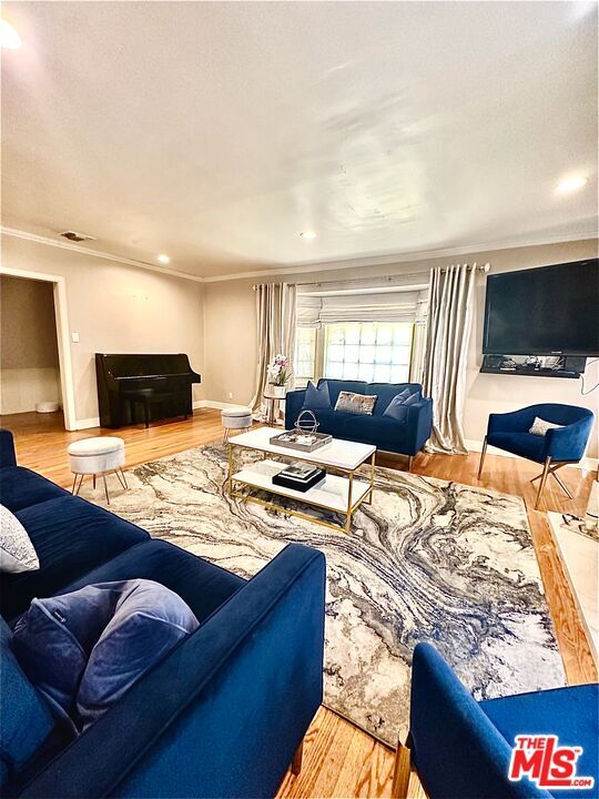 Building Photo - 6618 Moore Dr