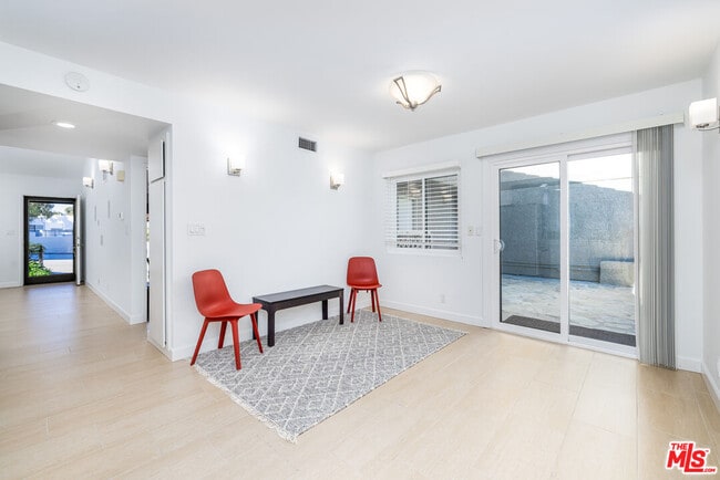 Building Photo - 29202 Heathercliff Rd