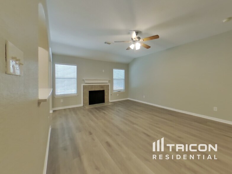 Building Photo - 2306 Hunter Park Ct