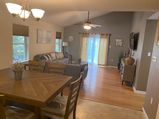 Building Photo - 115 Muhlenberg Ave