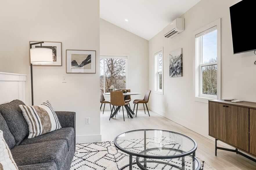 Building Photo - 108 Remi Ln