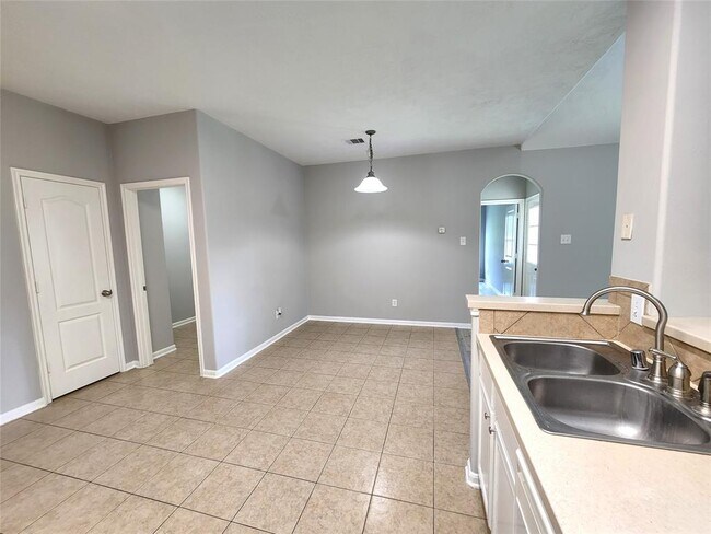 Building Photo - 2623 Sable Ridge Ln