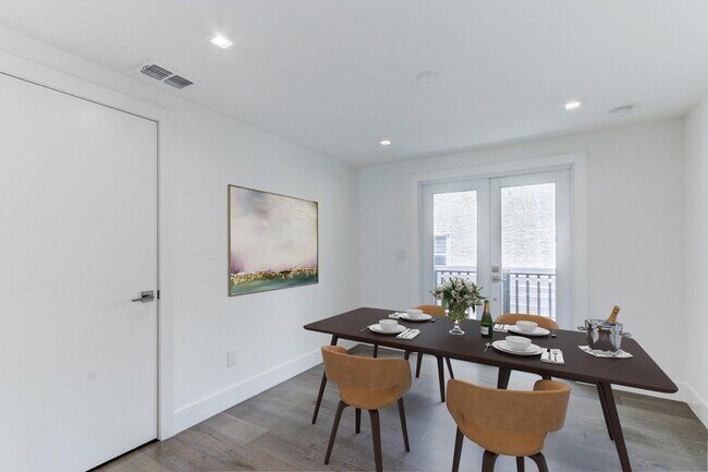 Building Photo - 833 Ardmore Rd