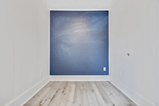 Building Photo - 34 Livingston St