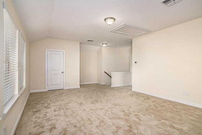 Building Photo - 8703 Seguin Cove Ln