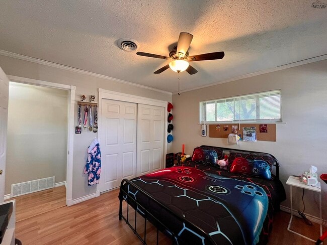 Building Photo - 4722 Florist St