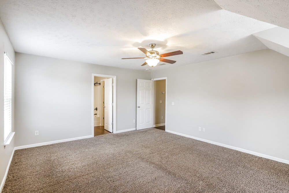 Building Photo - 2209 Dewey Dr