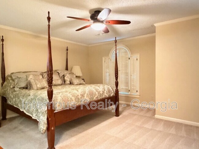 Building Photo - 118 Weatherburne Dr
