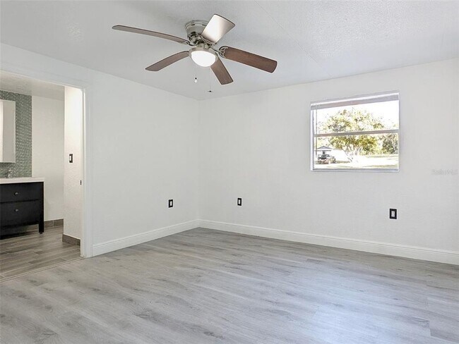 Building Photo - 15217 Bailey Hill Rd