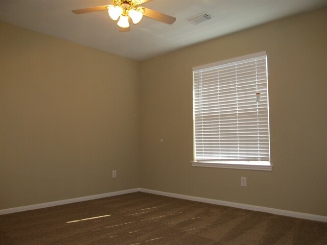 Building Photo - 2750 Hidden Spring Falls Dr