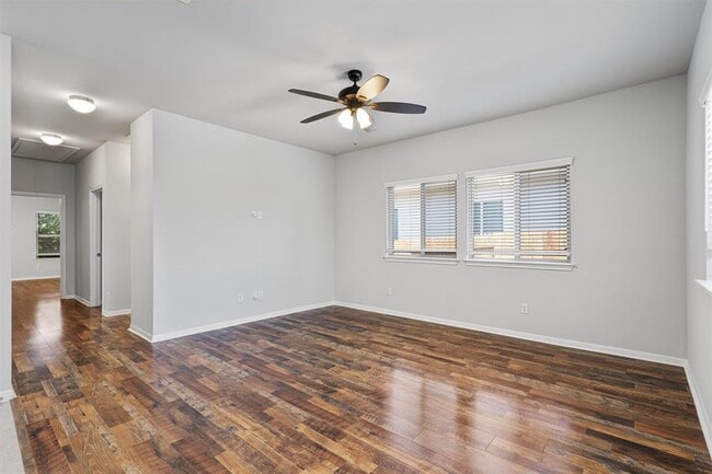 Building Photo - 256 Pelican Bay Cir