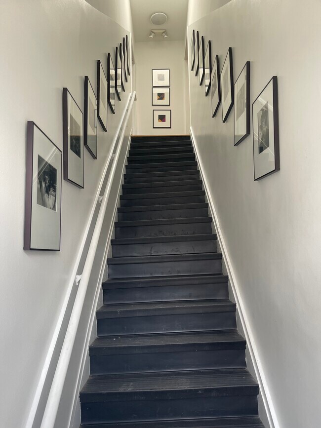 Building Photo - 9618 2 N Joseph Campau St