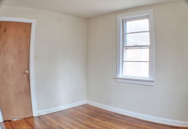 Building Photo - 43 Beckers Grove