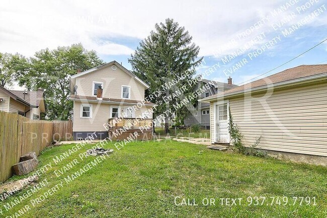 Building Photo - 622 Greenlawn Ave