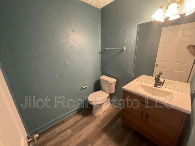 Building Photo - 61 Fulton St SE