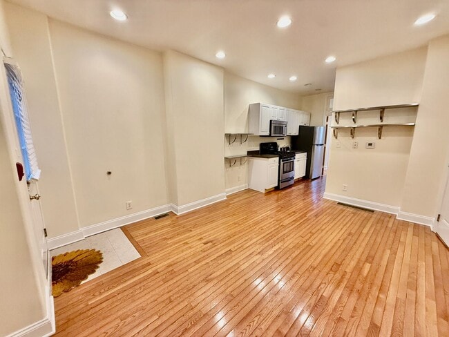 Building Photo - 2205 Fitzwater St