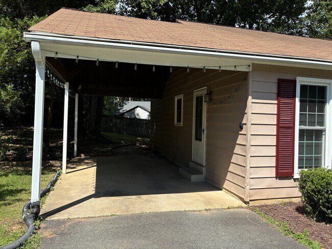 Building Photo - 4834 King Solomon Dr