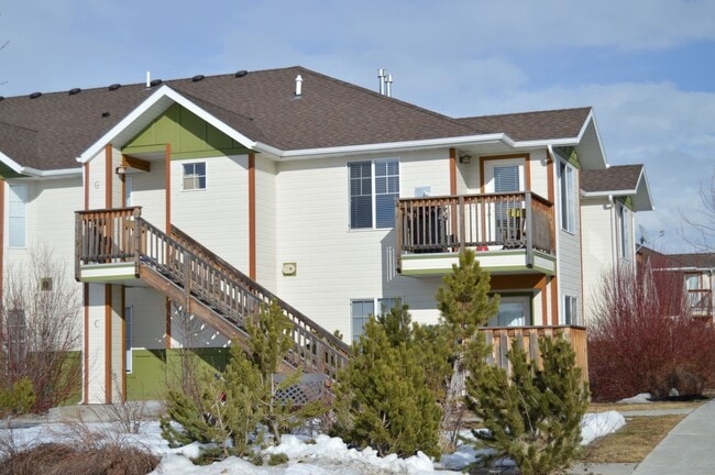 Building Photo - 1094 Longbow Ln