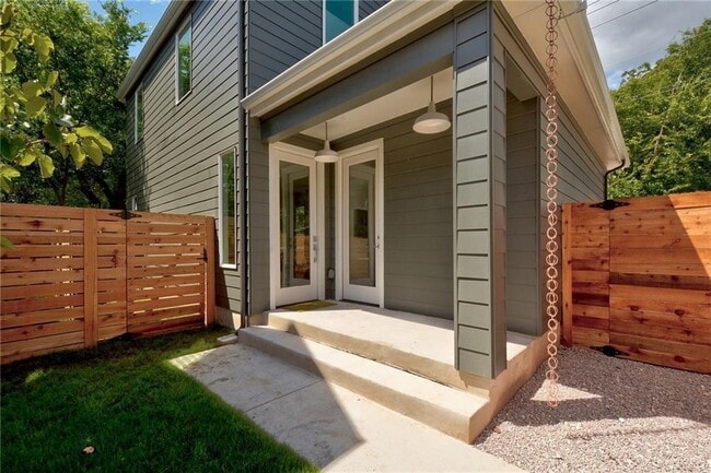 Building Photo - 5514 Avenue H