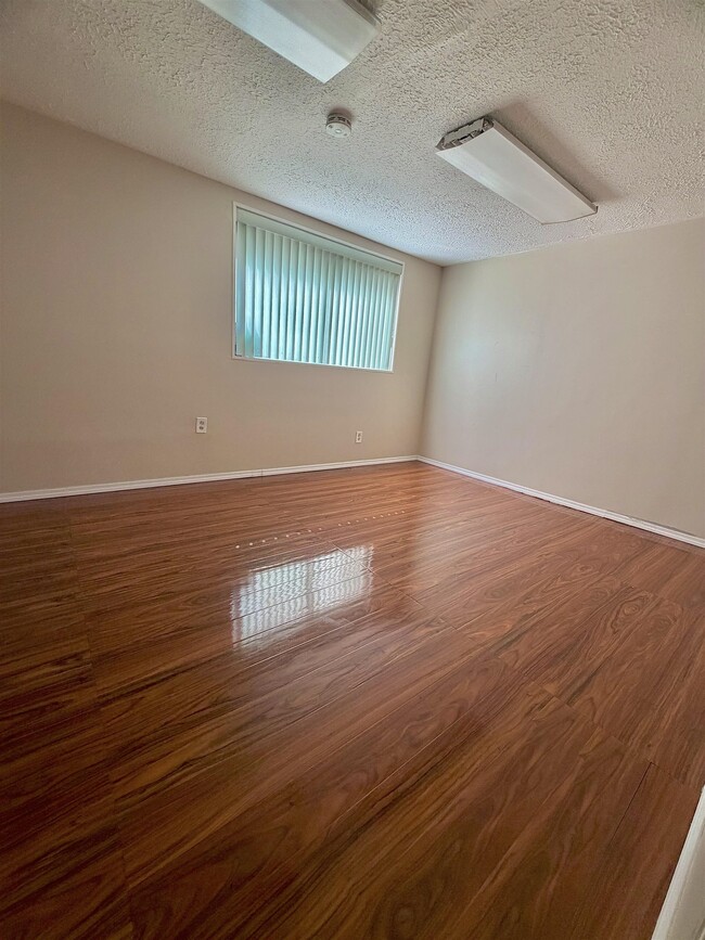 Building Photo - 3515 Charles Ct