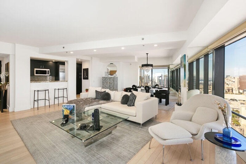 Building Photo - 200 Harbor Dr