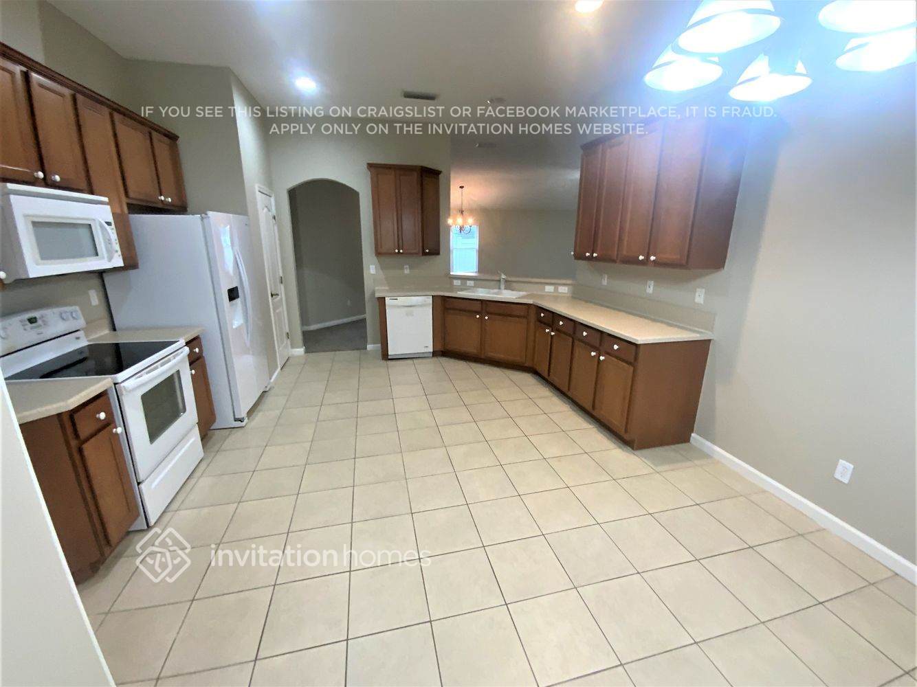 Building Photo - 3675 Blue Wing Ct