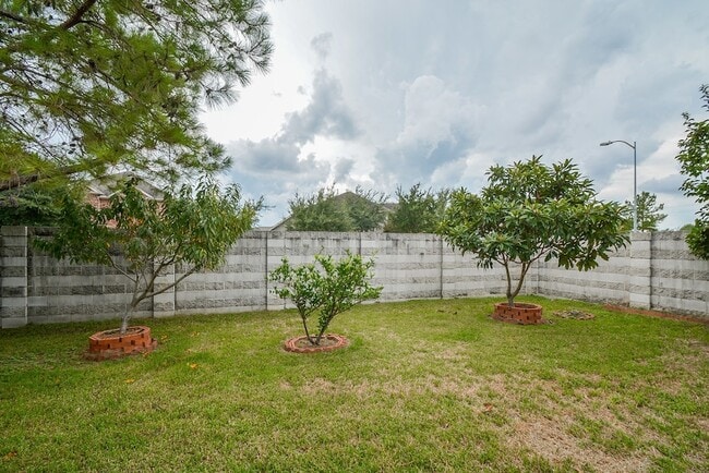 Building Photo - 9203 Kransbury Ln