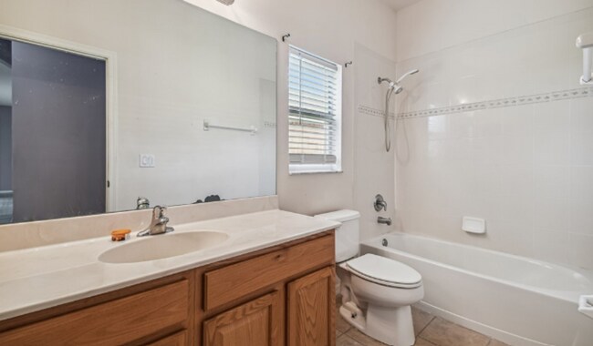 Building Photo - 2760 Suncoast Lakes Blvd
