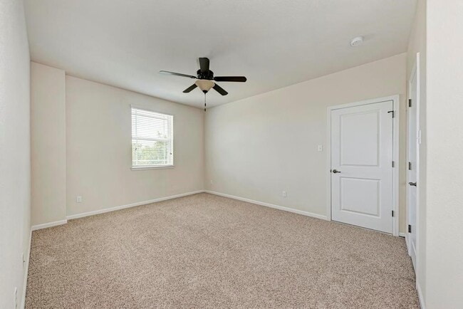 Building Photo - 321 Navigator Dr