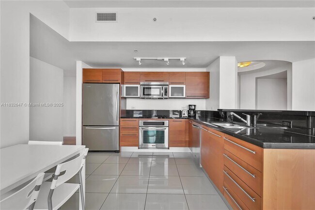 Building Photo - 244 Biscayne Blvd
