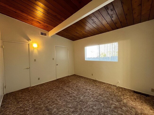 Building Photo - 1093 Brighton Ave