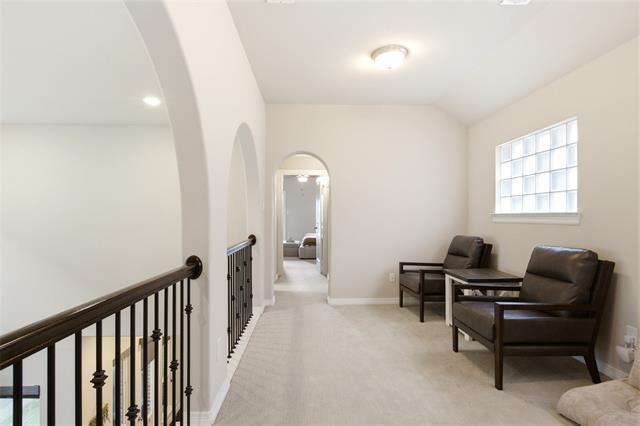 Building Photo - 7400 Van Tuyl Pkwy