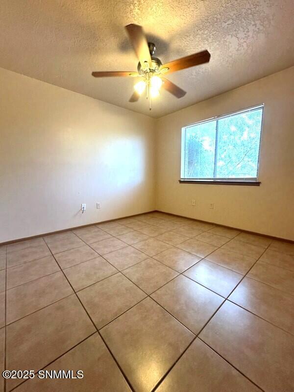 Building Photo - 2344 Saturn Cir