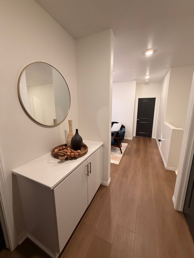 Building Photo - 36351 Elizabeth Ln