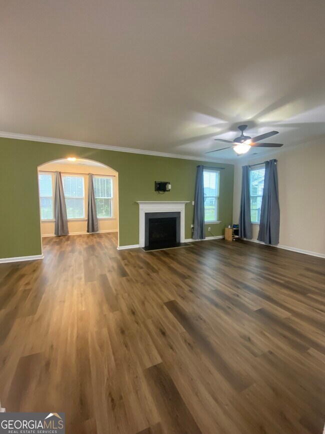 Building Photo - 116 Winslow Cir